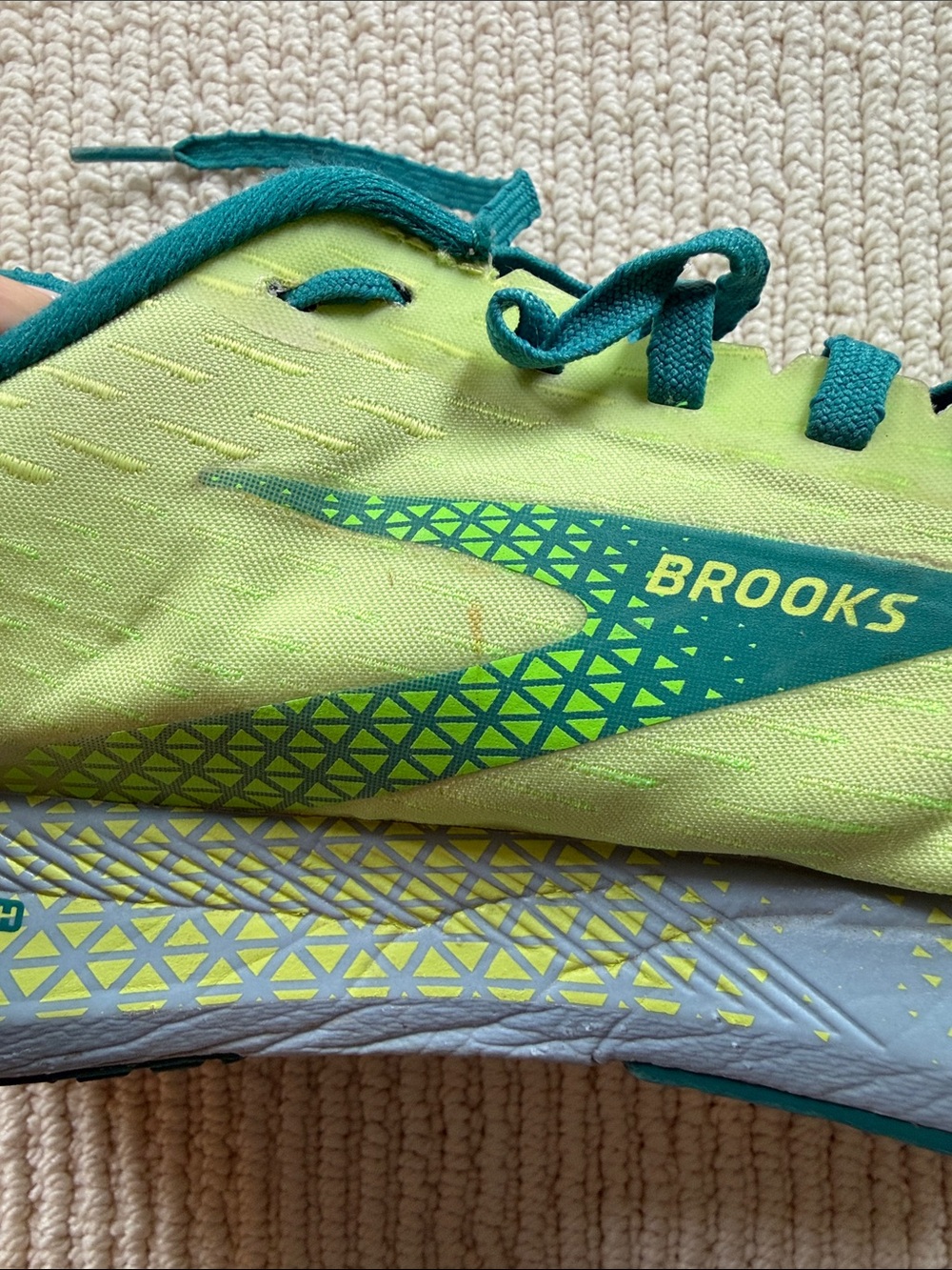 Brooks Hyperion Tempo neon green sneakers - Picture 5 of 6